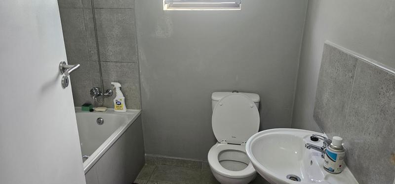 2 Bedroom Property for Sale in Fisantekraal Western Cape